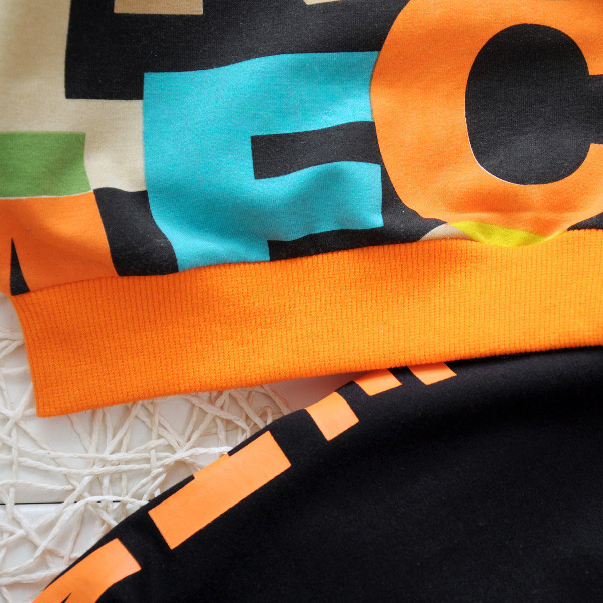 Kids Cartoon Sweater Set - Two-Piece Spring Outfit