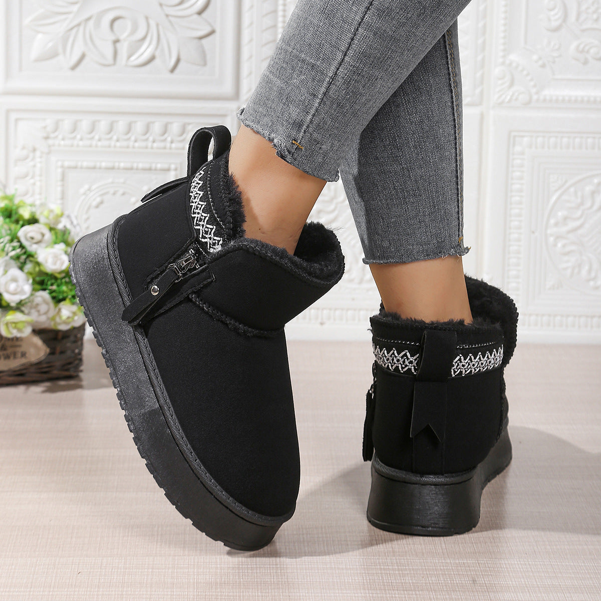 Women's Snow Boots - Side Zipper Platform Winter Boots
