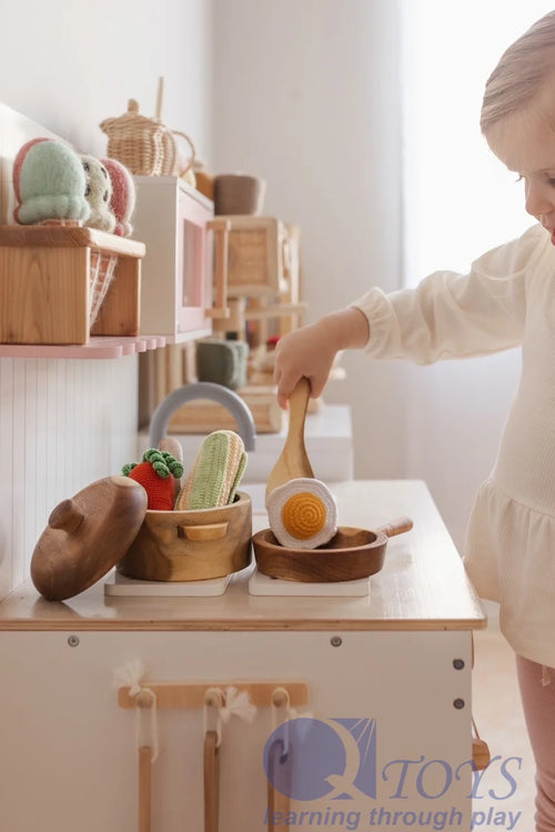 QToys Wooden Play Kitchen Set - Mahogany Pan & Pot with Utensils for Kids