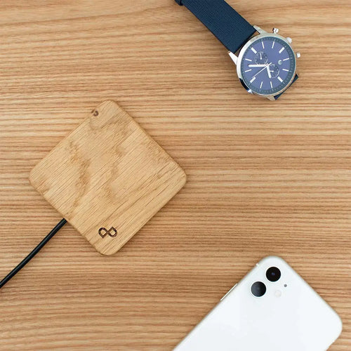 Handcrafted Wooden Wireless Charger - Fast Charging Station for iPhone & Android